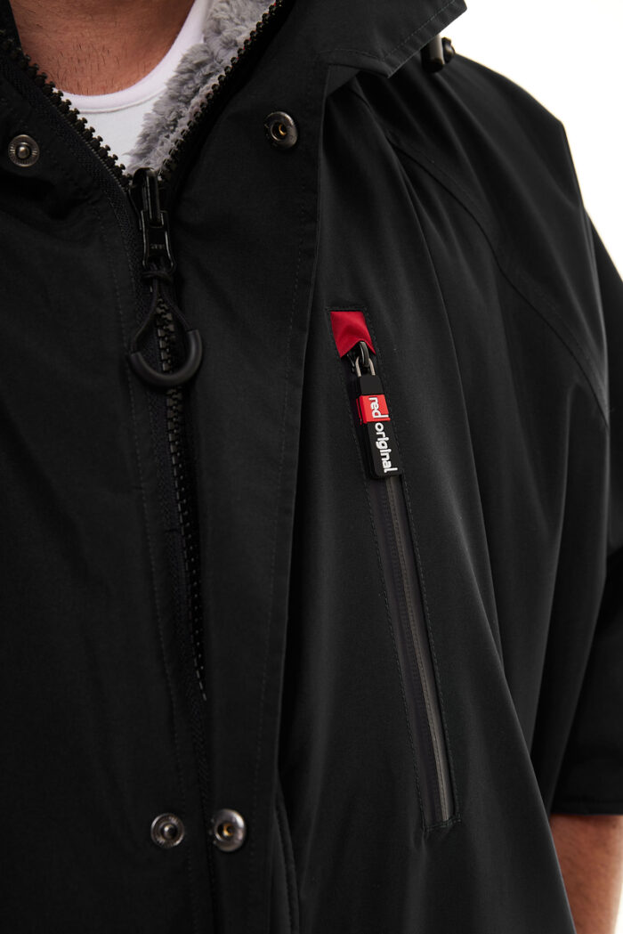 Red Original Men's Short Sleeve Pro Change Robe Evo Black