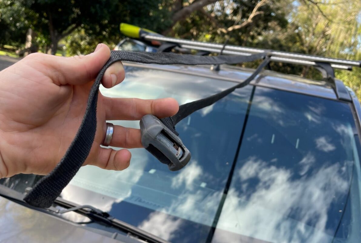 How to use kayak tie downs correctly